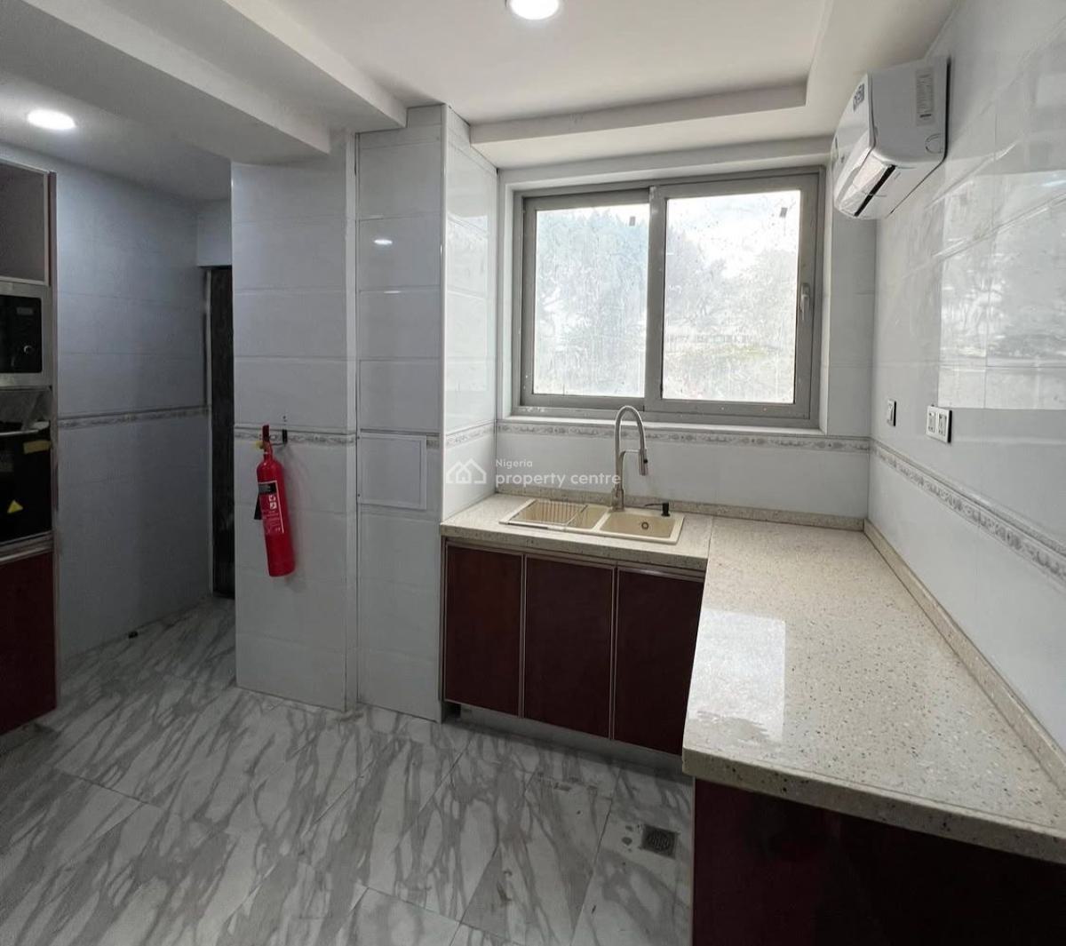 Newly Out 3bedroom Apartment, Ikoyi Lagos, Old Ikoyi, Ikoyi, Lagos, Flat / Apartment for Sale