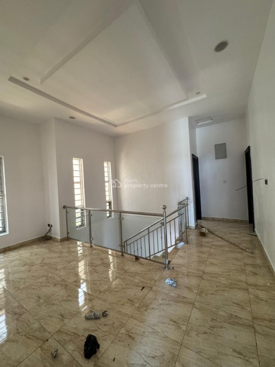 𝐌𝐀𝐈𝐍𝐓𝐀𝐈𝐍𝐄𝐃 5 𝐁𝐄𝐃𝐑𝐎𝐎𝐌 𝐃𝐄𝐓𝐀𝐂𝐇𝐄𝐃 𝐃𝐔𝐏𝐋𝐄𝐗, Chevron, Lekki, Lekki Phase 2, Lekki, Lagos, Detached Duplex for Rent