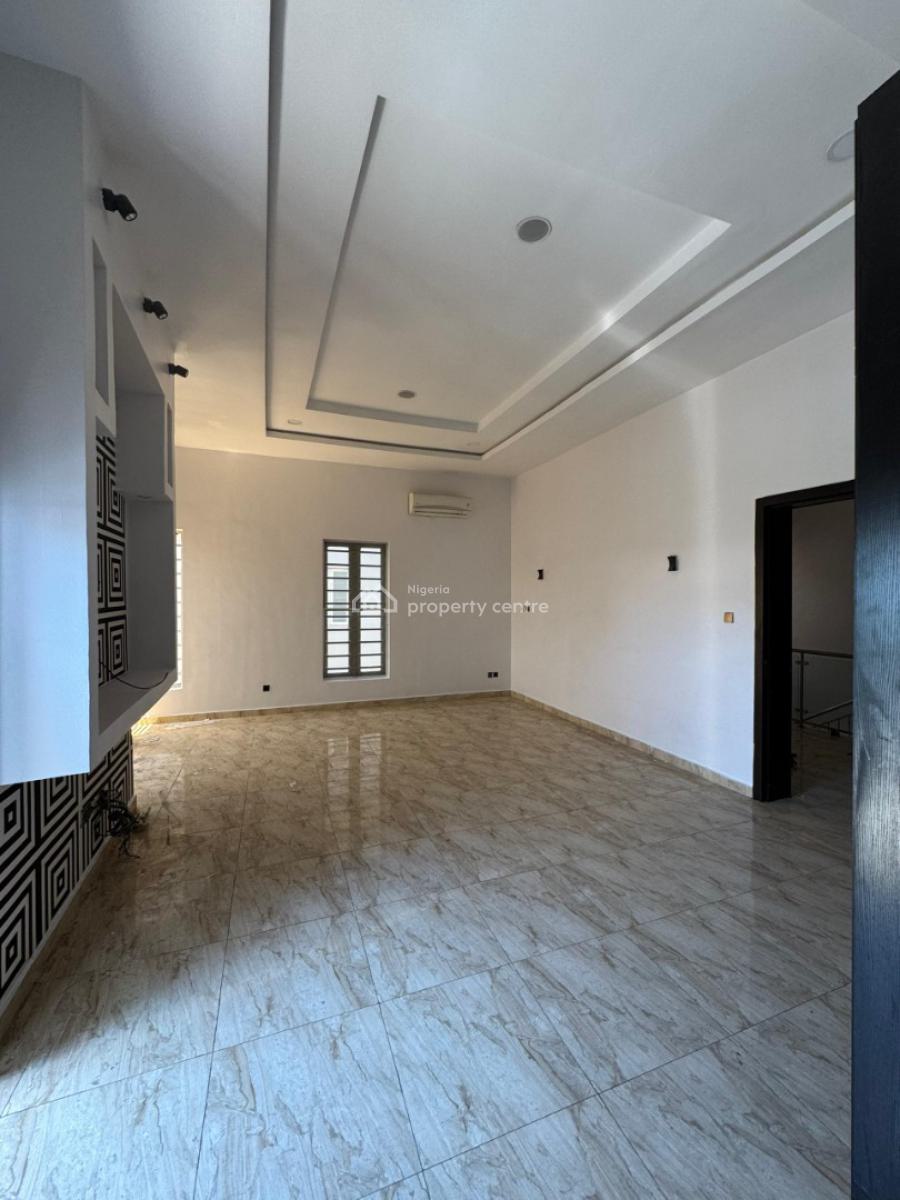 𝐌𝐀𝐈𝐍𝐓𝐀𝐈𝐍𝐄𝐃 5 𝐁𝐄𝐃𝐑𝐎𝐎𝐌 𝐃𝐄𝐓𝐀𝐂𝐇𝐄𝐃 𝐃𝐔𝐏𝐋𝐄𝐗, Chevron, Lekki, Lekki Phase 2, Lekki, Lagos, Detached Duplex for Rent