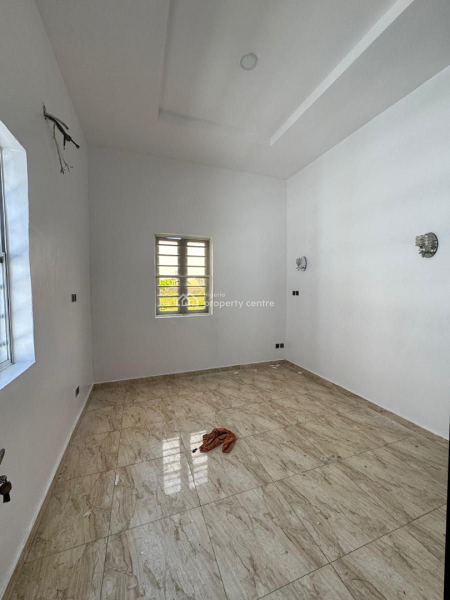 𝐌𝐀𝐈𝐍𝐓𝐀𝐈𝐍𝐄𝐃 5 𝐁𝐄𝐃𝐑𝐎𝐎𝐌 𝐃𝐄𝐓𝐀𝐂𝐇𝐄𝐃 𝐃𝐔𝐏𝐋𝐄𝐗, Chevron, Lekki, Lekki Phase 2, Lekki, Lagos, Detached Duplex for Rent