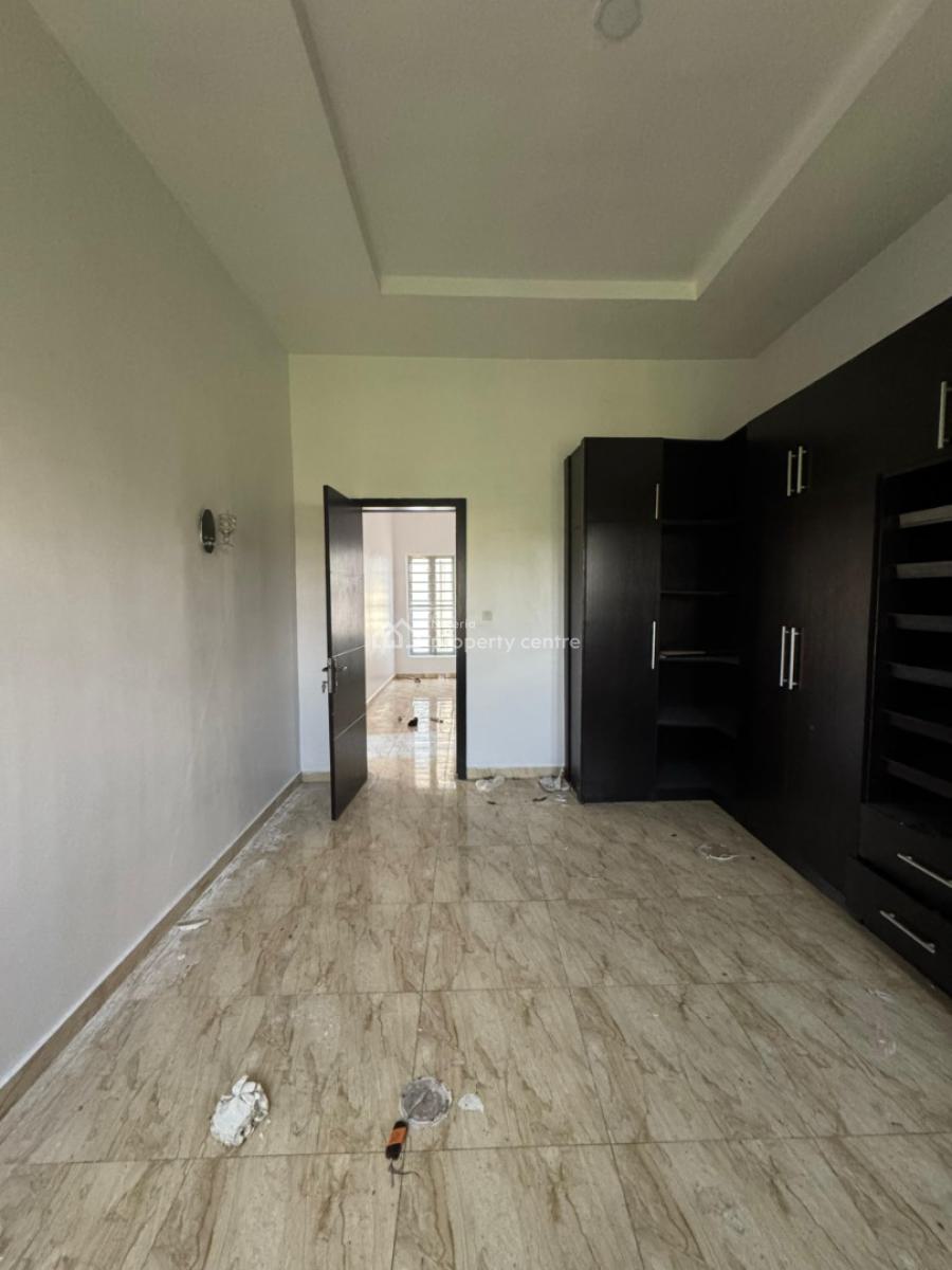 𝐌𝐀𝐈𝐍𝐓𝐀𝐈𝐍𝐄𝐃 5 𝐁𝐄𝐃𝐑𝐎𝐎𝐌 𝐃𝐄𝐓𝐀𝐂𝐇𝐄𝐃 𝐃𝐔𝐏𝐋𝐄𝐗, Chevron, Lekki, Lekki Phase 2, Lekki, Lagos, Detached Duplex for Rent