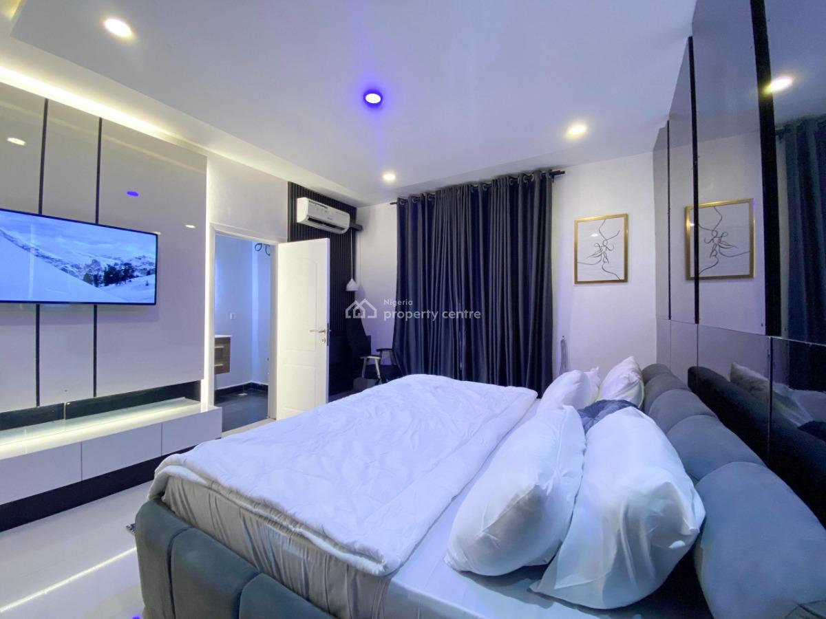 Fully Furnished Spacious One Bedroom, Off Gbagbanla, Ikate Elegushi, Lekki, Lagos, Flat / Apartment for Rent