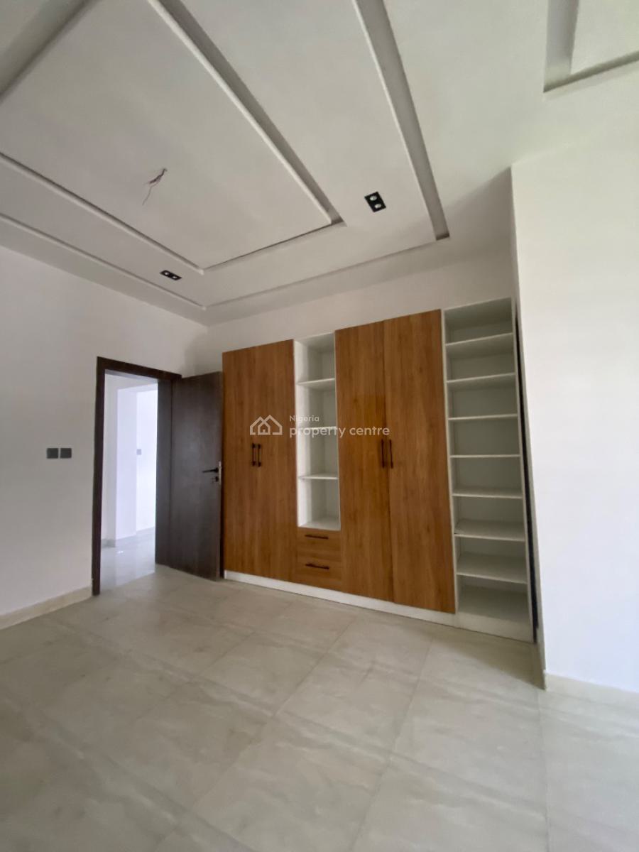 Luxury New Spacious 2bed with Balcony in a Secured Estate, an Estate Beside Blenco Sangotedo Ajah., Ajah, Lagos, Flat / Apartment for Rent