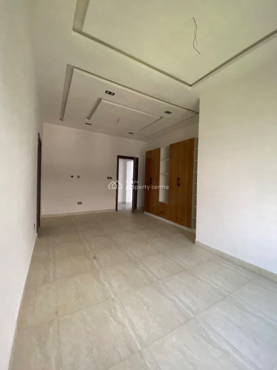Luxury New Spacious 2bed with Balcony in a Secured Estate, an Estate Beside Blenco Sangotedo Ajah., Ajah, Lagos, Flat / Apartment for Rent