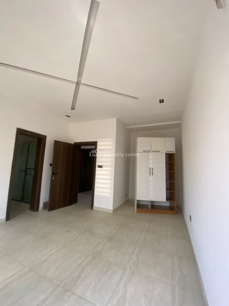 Luxury New Spacious 2bed with Balcony in a Secured Estate, an Estate Beside Blenco Sangotedo Ajah., Ajah, Lagos, Flat / Apartment for Rent