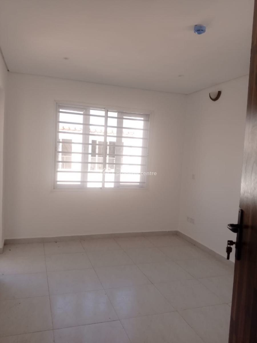 5 Bedroom Duplex in a Prestigious Fully Serviced Estate in Chevron, Chevron, Lekki, Lagos, Semi-detached Duplex for Rent