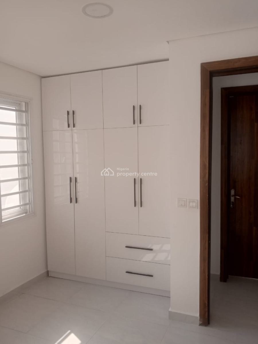 5 Bedroom Duplex in a Prestigious Fully Serviced Estate in Chevron, Chevron, Lekki, Lagos, Semi-detached Duplex for Rent