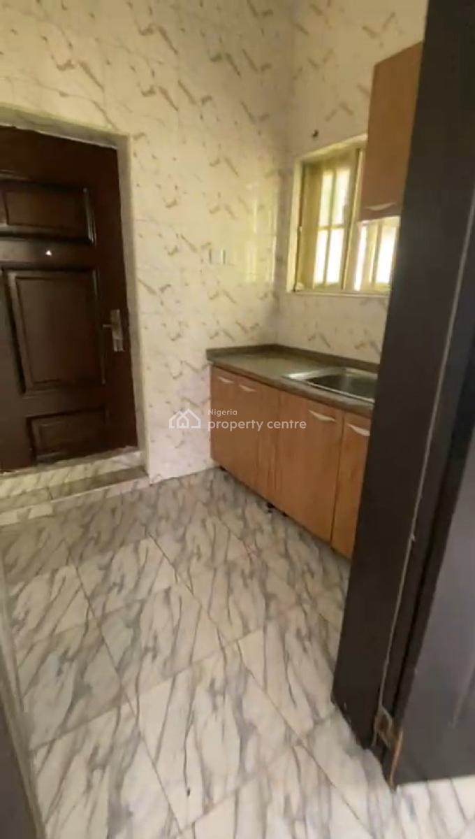 Stand Alone 2brm Spacious Flat Apartment, Agungi Lekki, Lekki, Lagos, Flat / Apartment for Rent