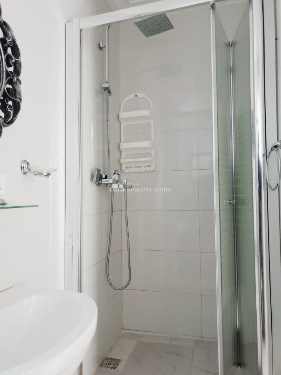 2 Bedroom Apartment, By Ebeano Supermarket Admiralty Way, Lekki Phase 1, Lekki, Lagos, Flat / Apartment Short Let