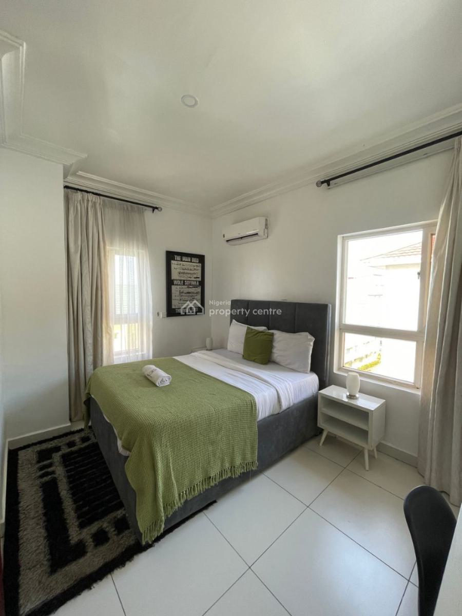 2 Bedroom Apartment, By Ebeano Supermarket, Admiralty Way, Lekki Phase 1, Lekki, Lagos, Flat / Apartment Short Let