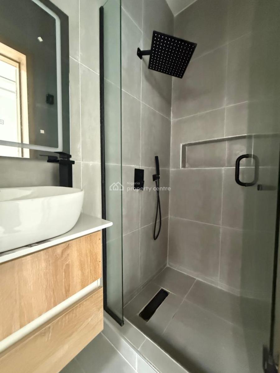 Lovely Finished 2 Bedroom Apartment, Ikate, Lekki, Lagos, Block of Flats for Sale