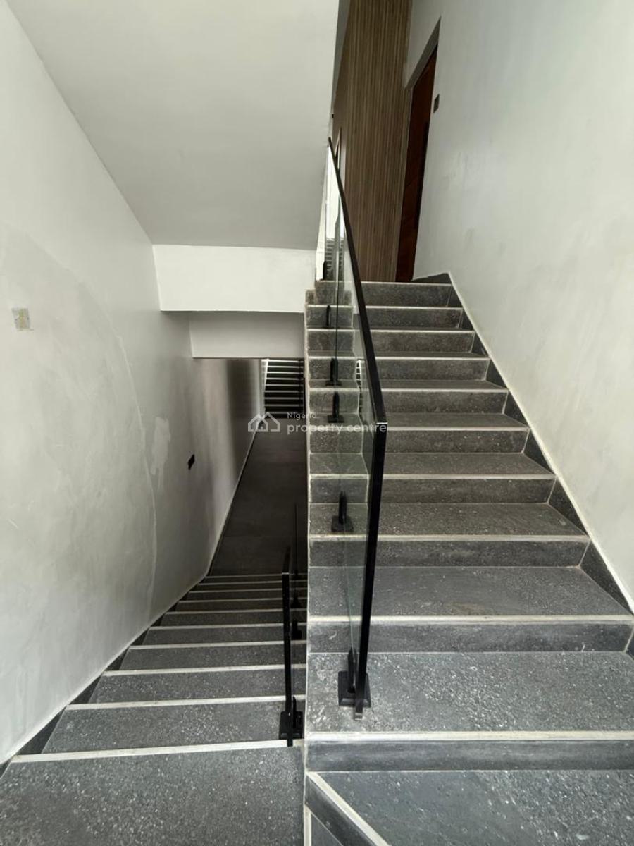 Lovely Finished 2 Bedroom Apartment, Ikate, Lekki, Lagos, Block of Flats for Sale