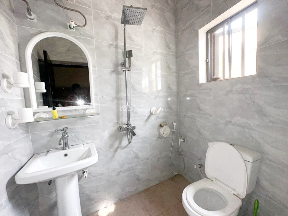 Luxury 2 Bedroom Flat, Extension, Omole Phase 2, Ikeja, Lagos, Flat / Apartment for Rent