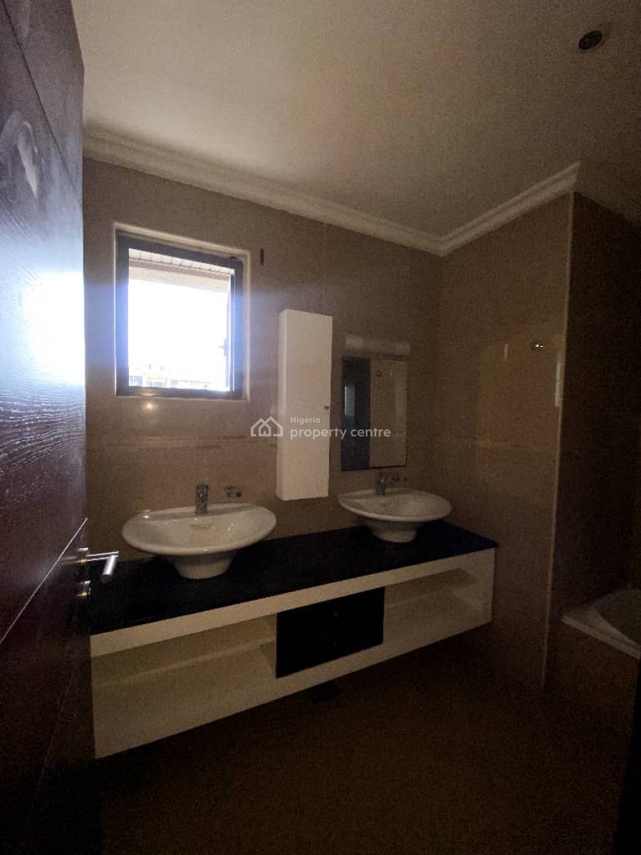3 Bedrooms Apartments in The 4th Floor at Bourdillon Road, Bourdillon Road, Old Ikoyi, Ikoyi, Lagos, Flat / Apartment for Rent