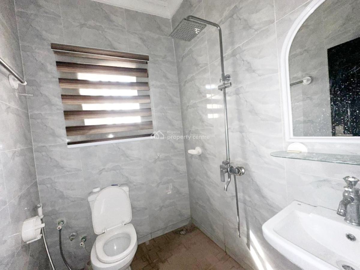 a Well Maintained Spacious 2 Bedroom Flat, Extension, Omole Phase 2, Ikeja, Lagos, Flat / Apartment for Rent