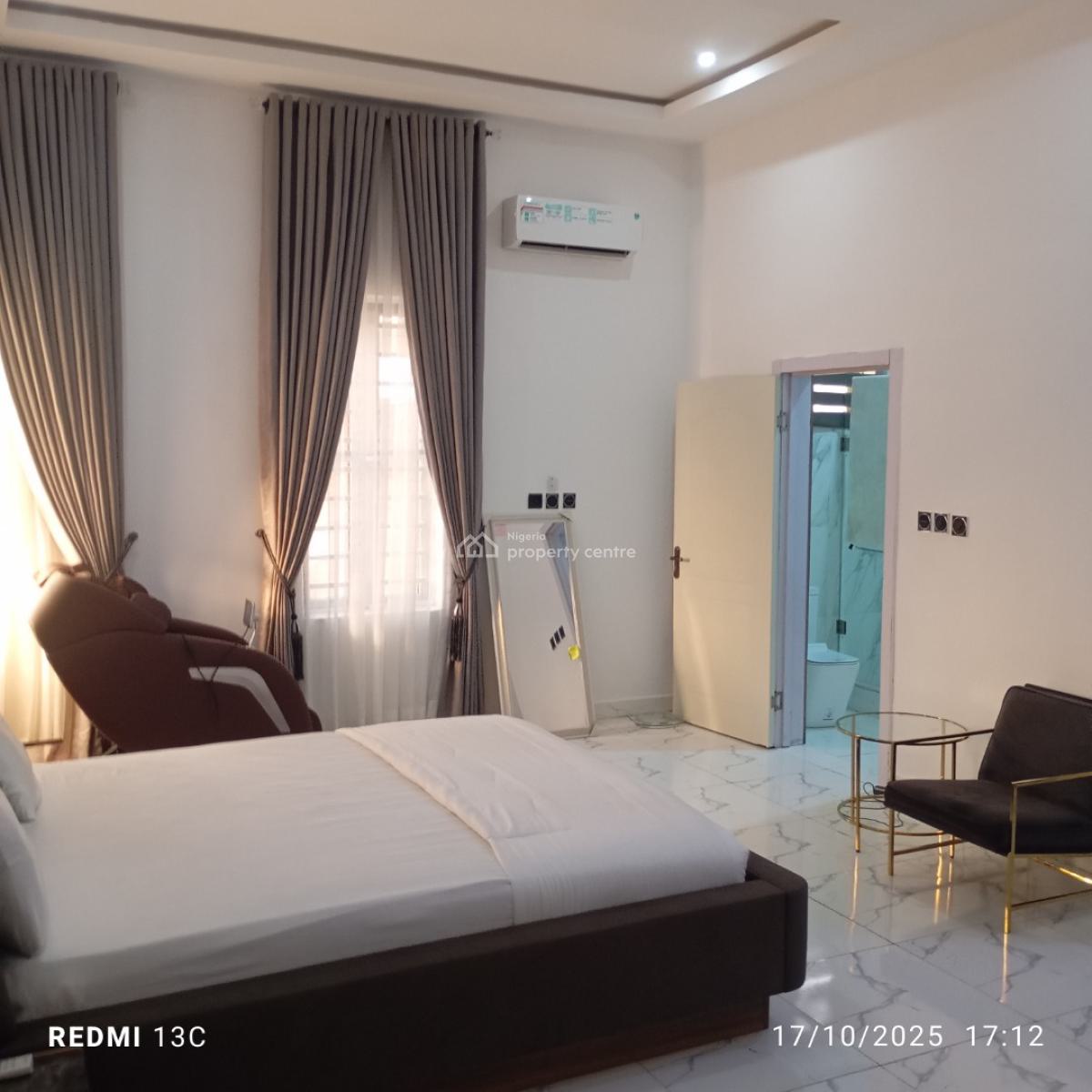 6-bed Spacious Home  (7 a/cs, Full-day Inverter & 7,000l Water Tank), Chevron Drive, Lekki, Lagos, Detached Duplex for Rent