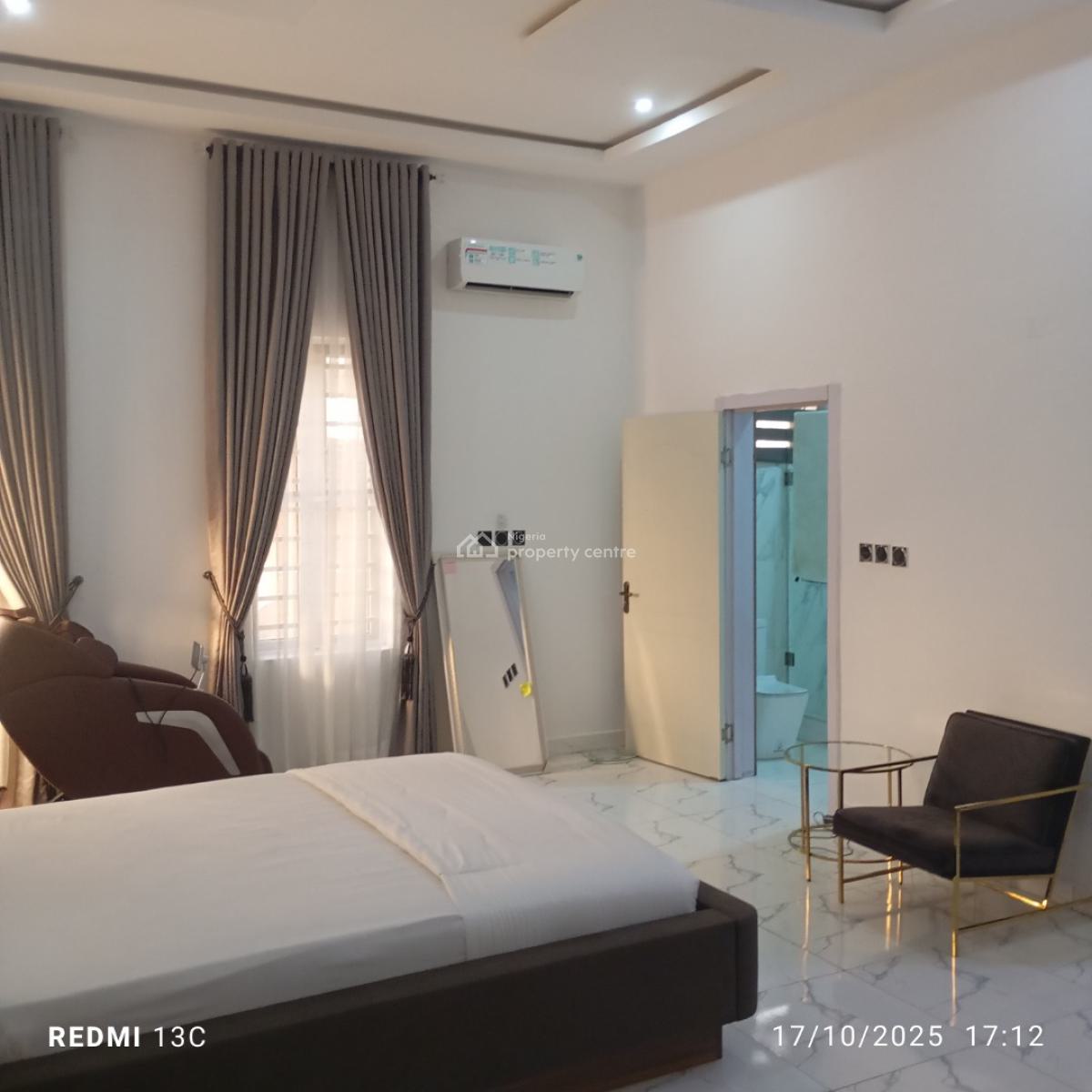 6-bed Spacious Home  (7 a/cs, Full-day Inverter & 7,000l Water Tank), Chevron Drive, Lekki, Lagos, Detached Duplex for Rent