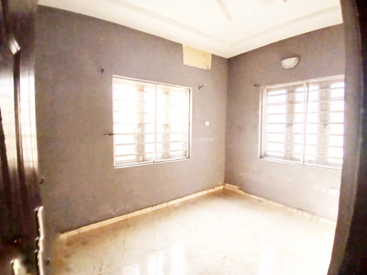 a Well Maintained Spacious 2 Bedroom Flat, Gra Phase 1, Magodo, Lagos, Flat / Apartment for Rent