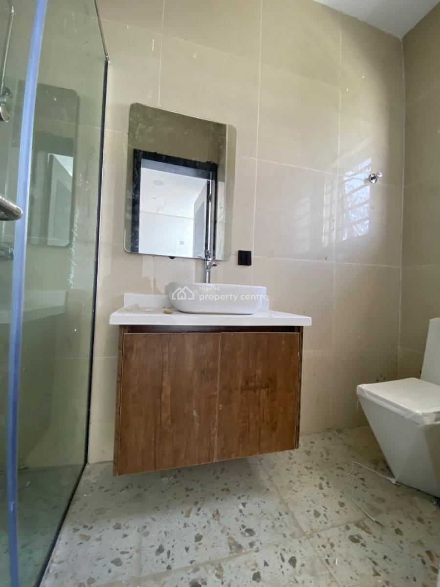 Brand New 2bedrooms Flat, Lekki Phase1, Lekki Phase 1, Lekki, Lagos, Flat / Apartment for Sale