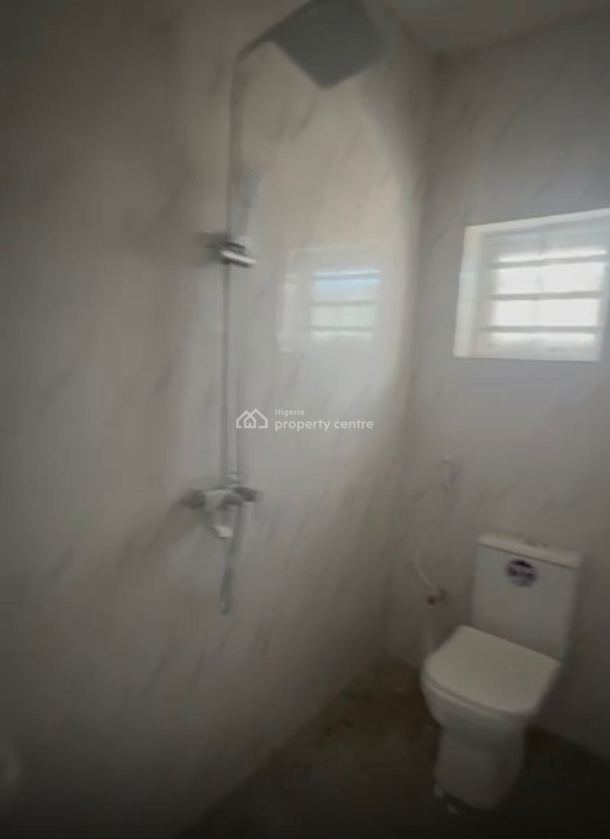 Spacious and Standard 2bedroom Flat at Ijesha, Surulere, Ijesha, Surulere, Lagos, Flat / Apartment for Rent