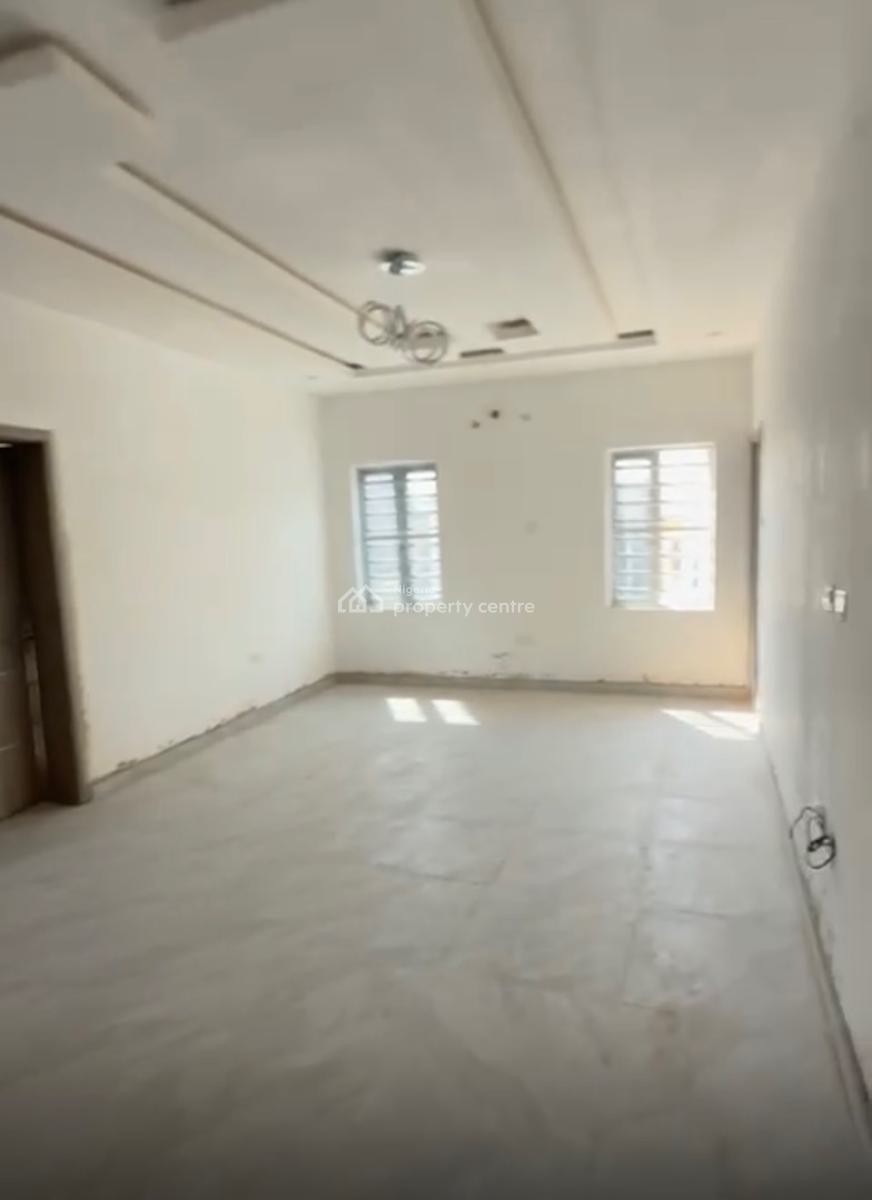 Spacious and Standard 2bedroom Flat at Ijesha, Surulere, Ijesha, Surulere, Lagos, Flat / Apartment for Rent