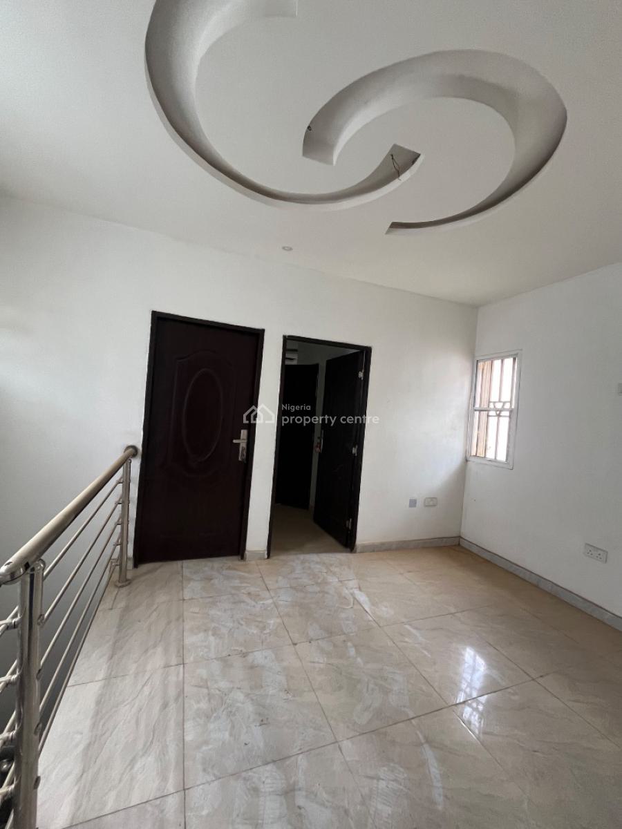 4 Units of 3 Bedroom Duplexes in Magboro, Magboro By Mfm Prayer City 10mins Drive to Aluasa Ikeja, Magboro, Ogun, Semi-detached Duplex for Sale