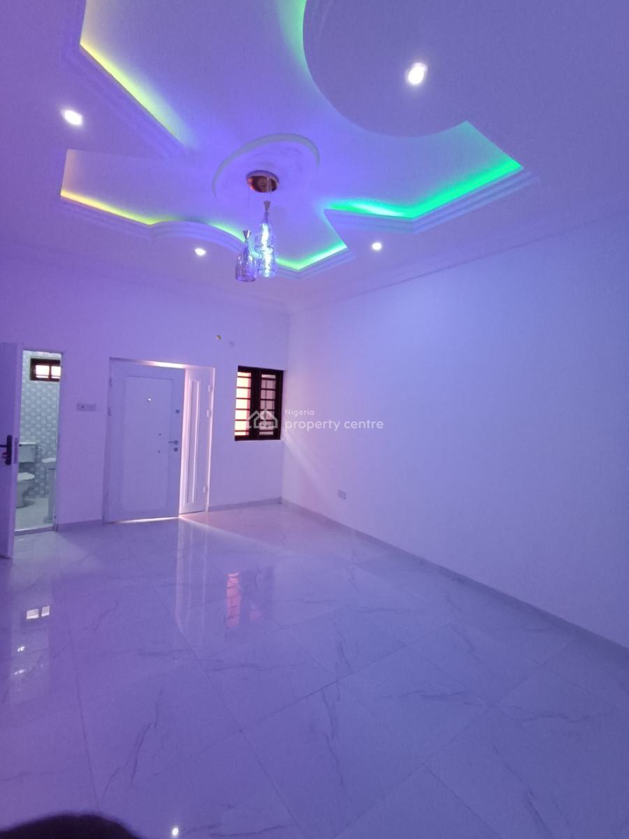 a Standard 2bedroom Flat, Before Novate Shoprite Ajah, Lekki Phase 2, Lekki, Lagos, Flat / Apartment for Rent