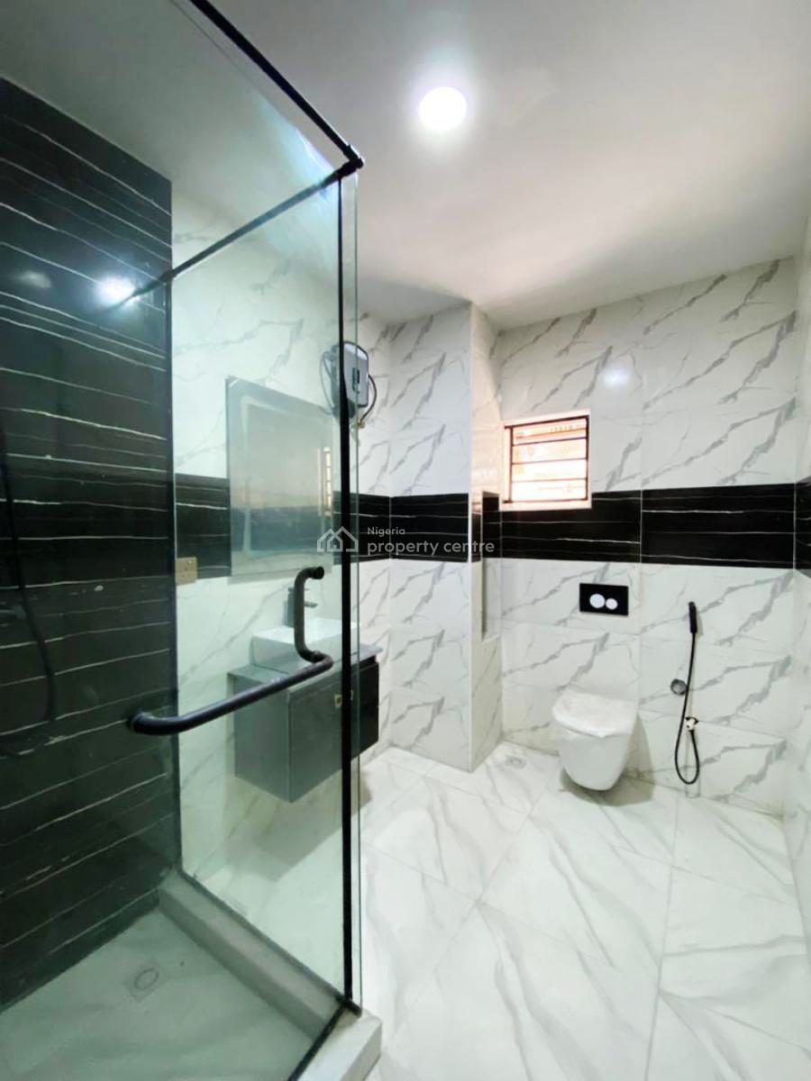 a Tastefully Designed 2 Bedroom Apartment with Elevator, Lekki Phase 1, Lekki, Lagos, Flat / Apartment for Sale