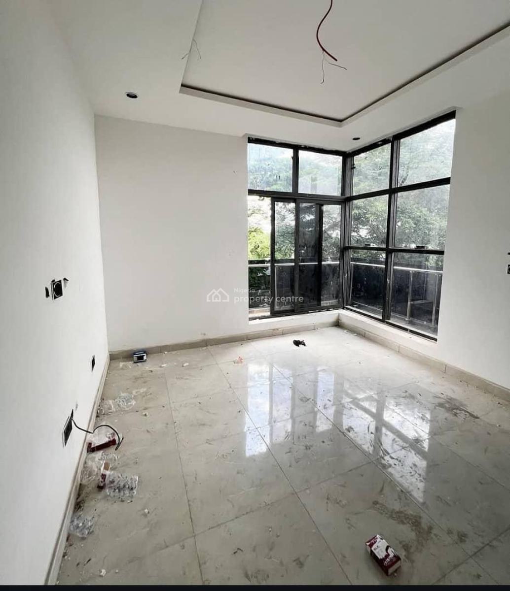 3bedrooms Apartment with Solar&cctv, Maitama District, Abuja, Flat / Apartment for Rent