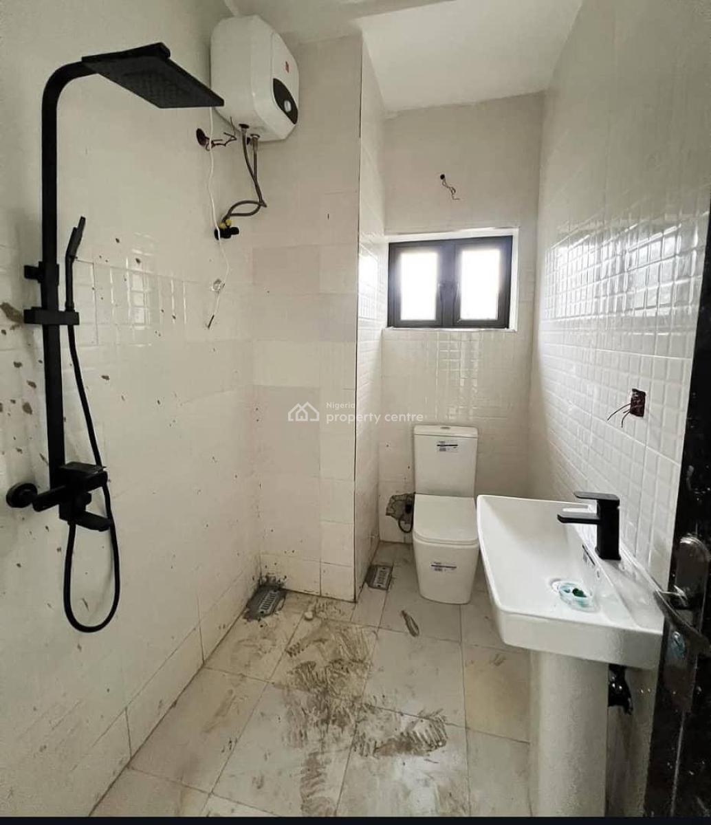 3bedrooms Apartment with Solar&cctv, Maitama District, Abuja, Flat / Apartment for Rent