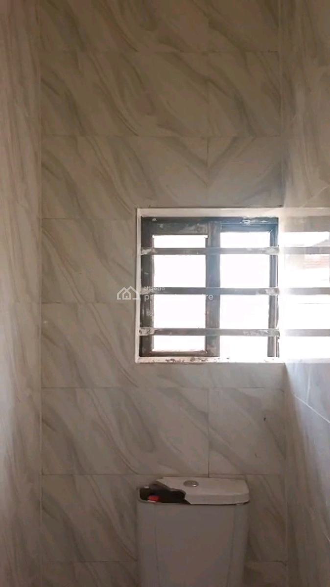 Standard and Executive Mini Flat, Adekunle, Adekunle, Yaba, Lagos, Mini Flat (room and Parlour) for Rent
