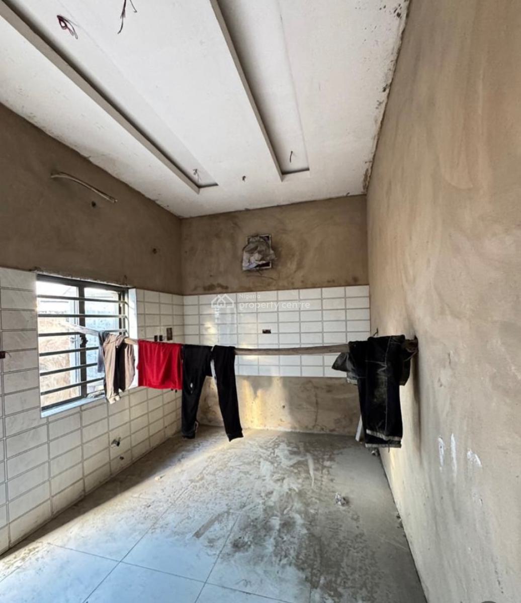 Nice 4 Bedroom Terrace Spacious Duplex, Surulere Lagos, Surulere, Lagos, Terraced Duplex for Sale