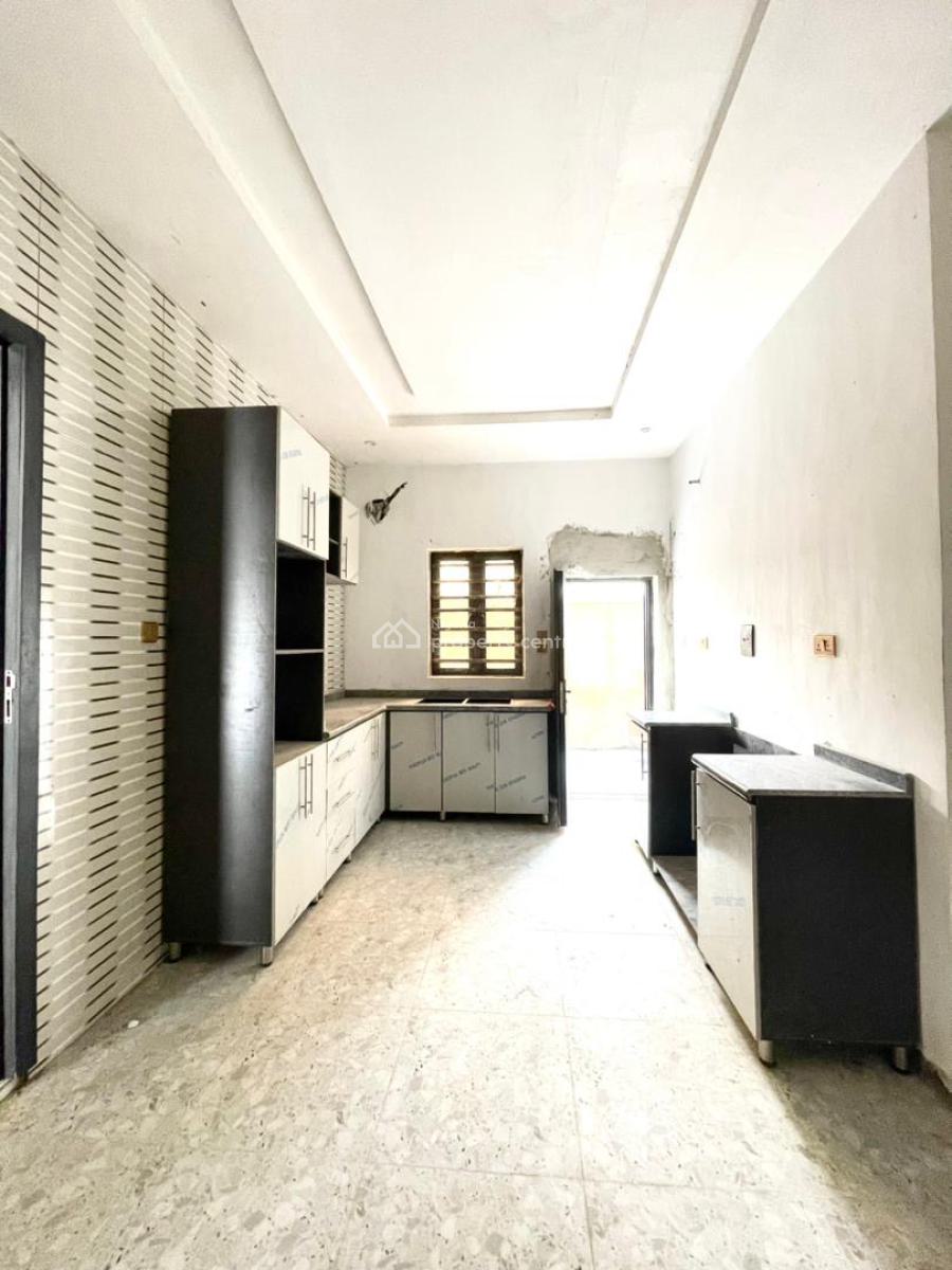 Newly Built 4 Bedroom Terrace Duplex with a Bq in a Secure Estate, Lekki Phase 1, Lekki, Lagos, Terraced Duplex for Sale