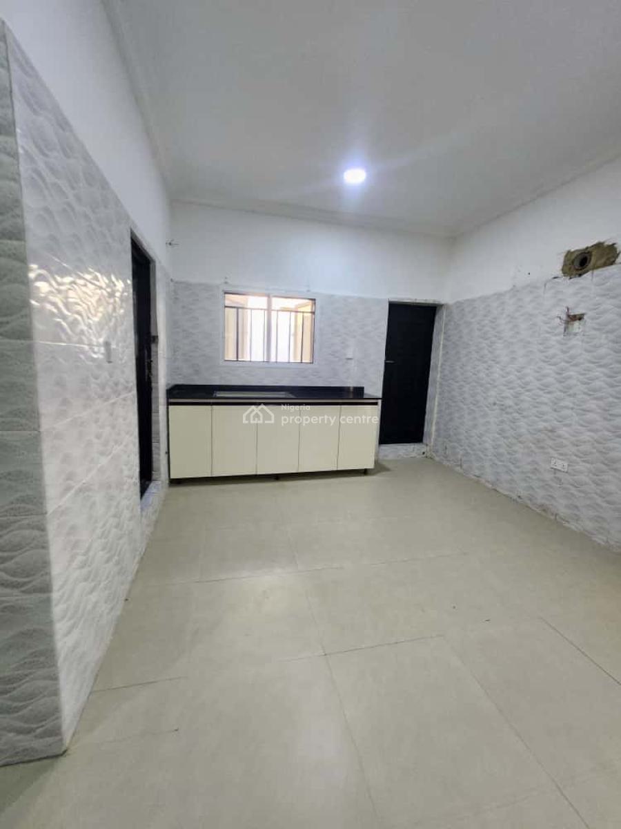 Luxurious 2 Bedrooms Spacious Apartment, 1st Floor , Serene Vicinity, Jahi By Gilmore, Jahi, Abuja, Flat / Apartment for Rent
