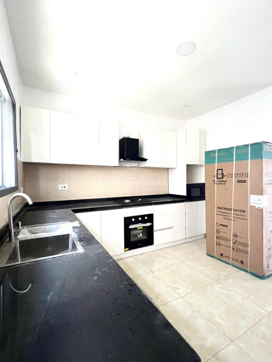 Lovely 4 Bedroom Terrace Duplex with Bq in a Secure Estate, Lekki Phase 1, Lekki, Lagos, Terraced Duplex for Rent
