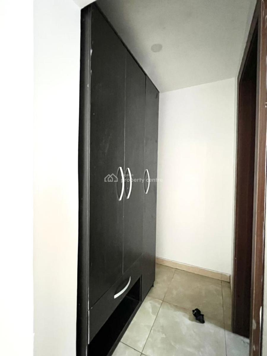 Lovely 4 Bedroom Terrace Duplex with Bq in a Secure Estate, Lekki Phase 1, Lekki, Lagos, Terraced Duplex for Rent