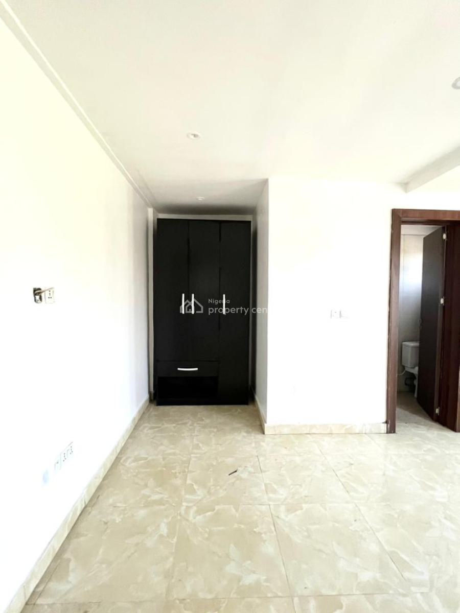 Lovely 4 Bedroom Terrace Duplex with Bq in a Secure Estate, Lekki Phase 1, Lekki, Lagos, Terraced Duplex for Rent