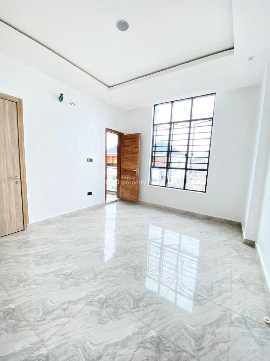 Exquisite 2 Bedroom Apartment with Gym Pool Elevator, Ikota, Lekki Phase 2, Lekki, Lagos, Flat / Apartment for Sale