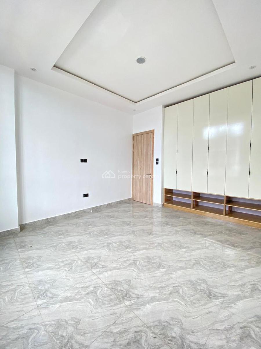 Exquisite 2 Bedroom Apartment with Gym Pool Elevator, Ikota, Lekki Phase 2, Lekki, Lagos, Flat / Apartment for Sale