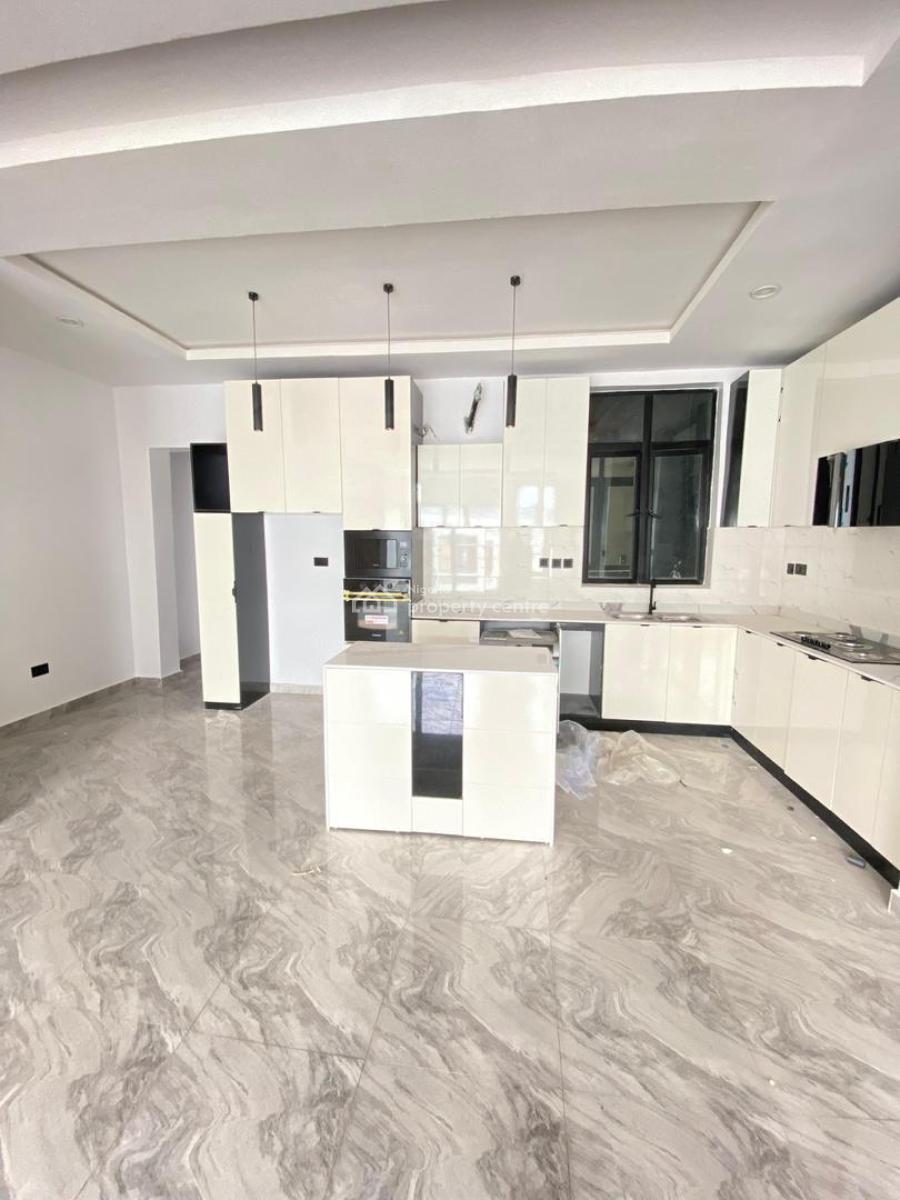 Exquisite 2 Bedroom Apartment with Gym Pool Elevator, Ikota, Lekki Phase 2, Lekki, Lagos, Flat / Apartment for Sale