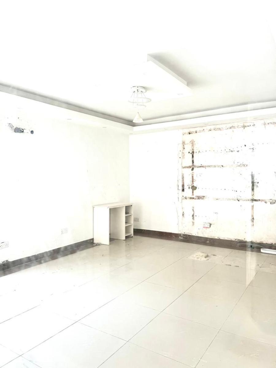 Spacious Shop Space in a Prime Environment, Lekki Phase 1, Lekki, Lagos, Shop for Rent