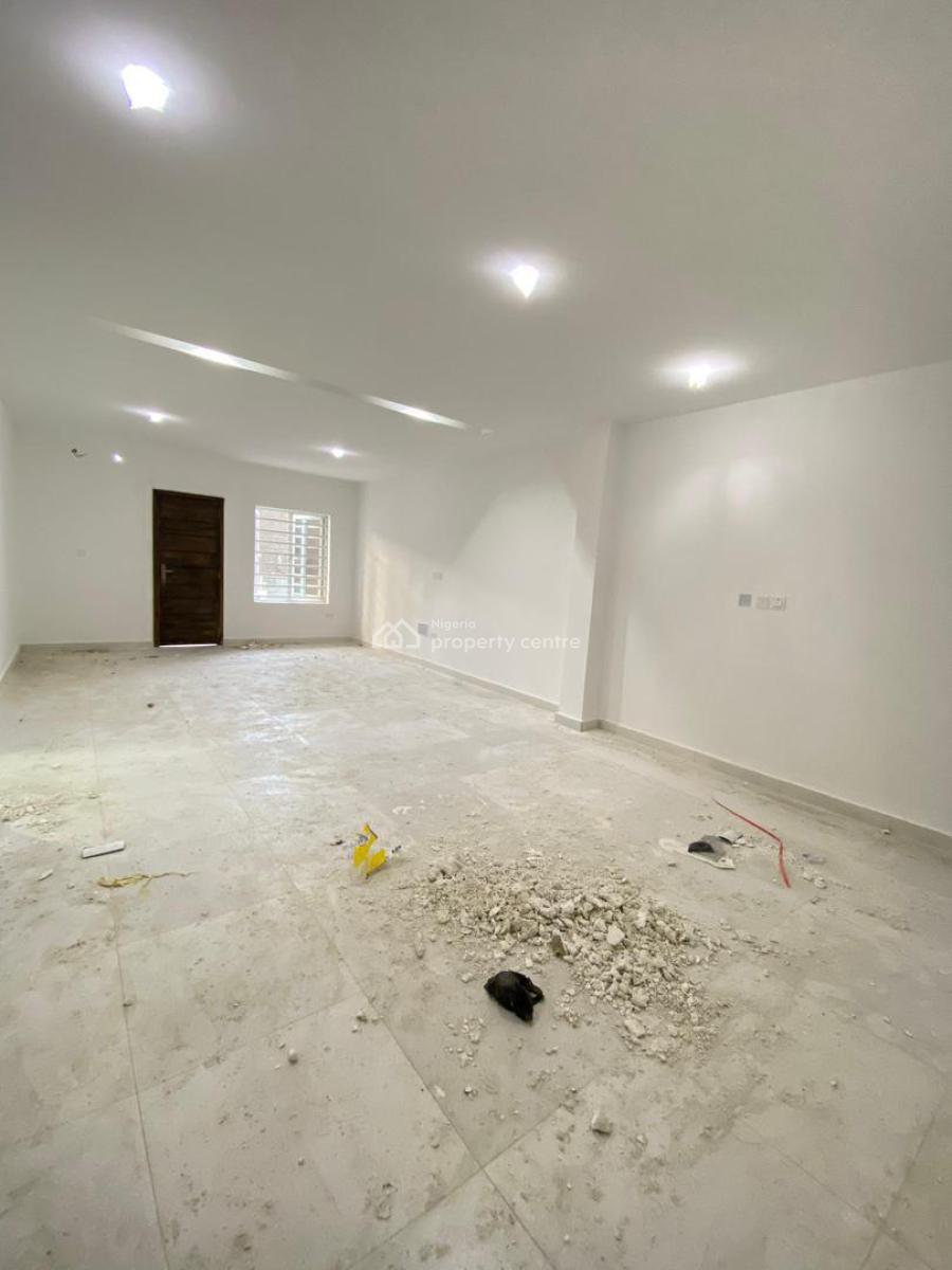 Luxurious 2 Bedroom Apartment with Pool Elevator., Lekki, Lekki Phase 1, Lekki, Lagos, Flat / Apartment for Sale