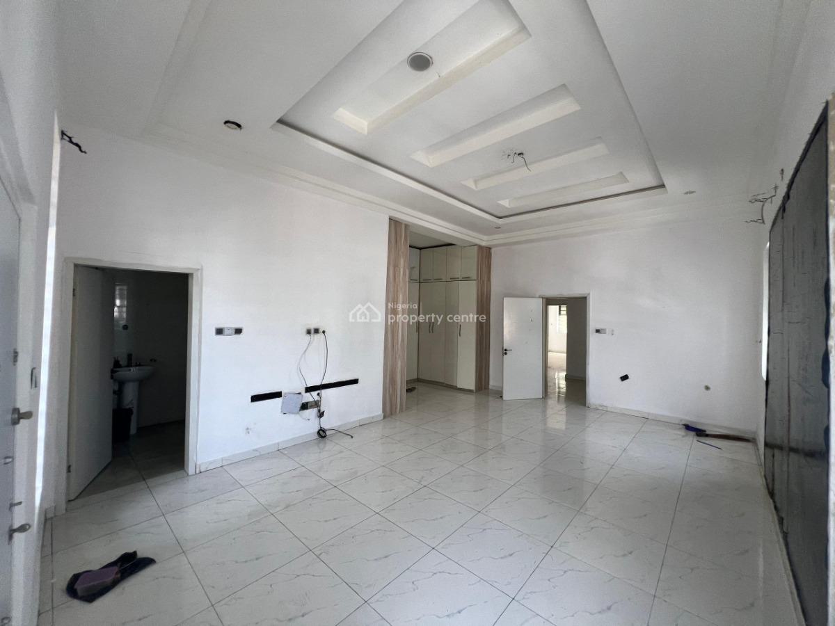 4 Bedrooms Semi Duplex with Bq, Chevron, Lekki, Lagos, Semi-detached Duplex for Rent