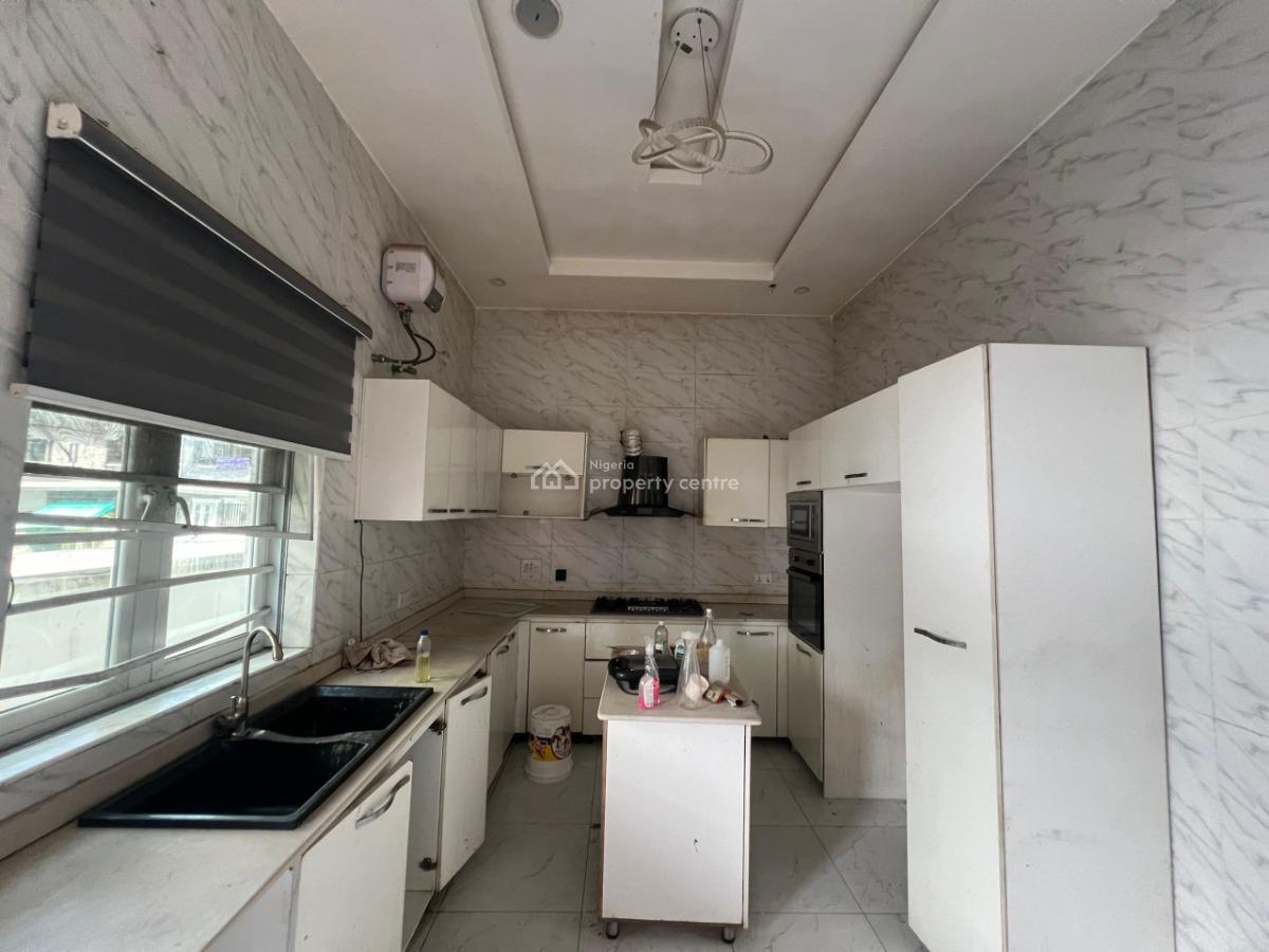 4 Bedrooms Semi Duplex with Bq, Chevron, Lekki, Lagos, Semi-detached Duplex for Rent