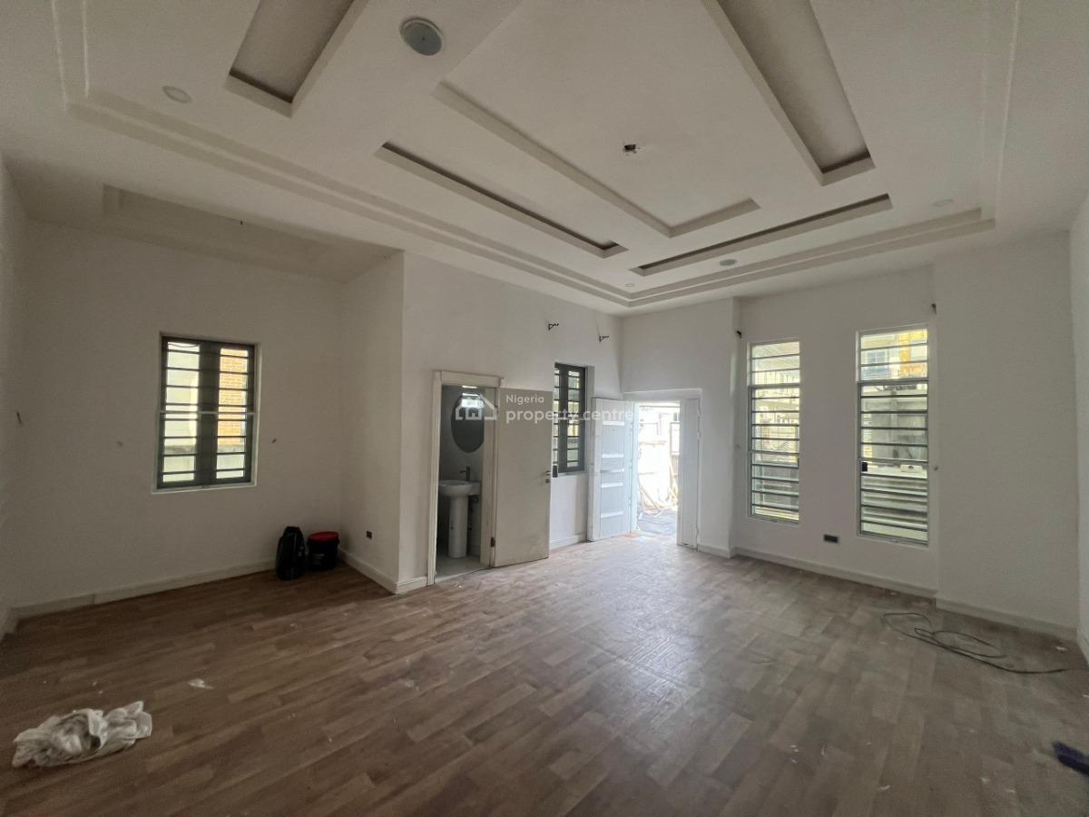 4 Bedrooms Semi Duplex with Bq, Chevron, Lekki, Lagos, Semi-detached Duplex for Rent