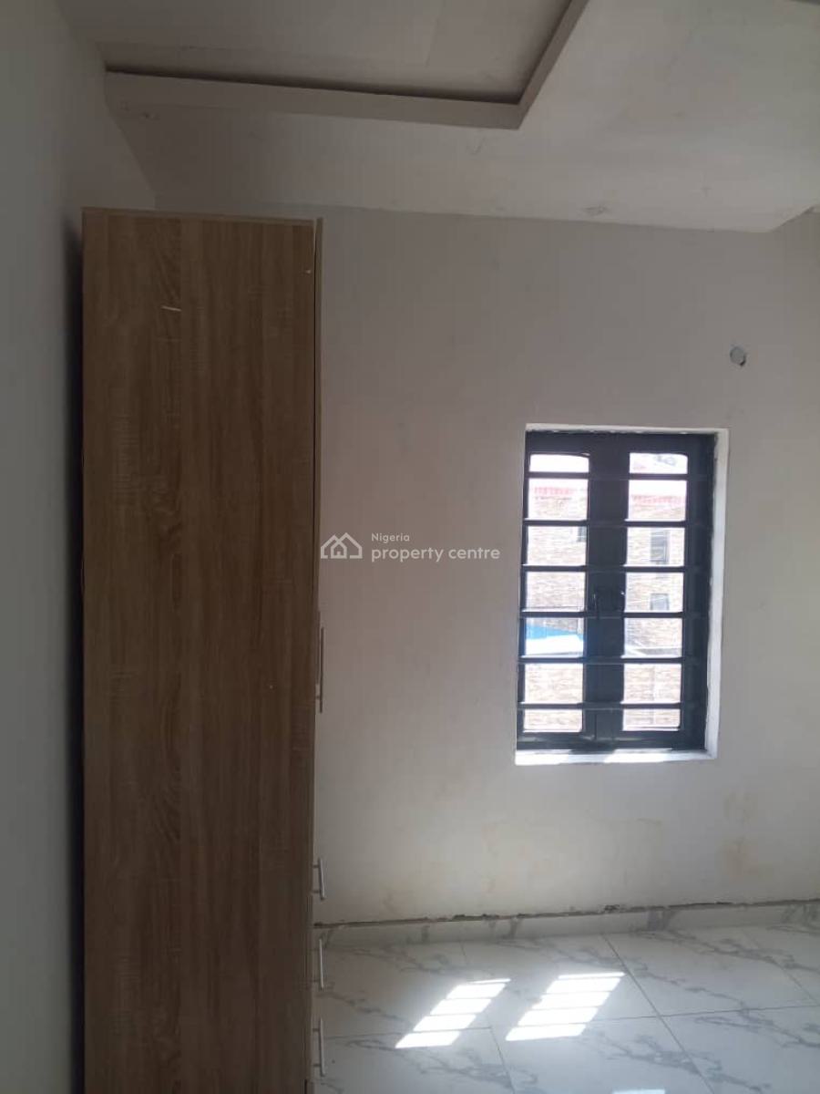 Standard 2 Bedroom Apartment, Thomas Estate Ajah, Ajah, Lagos, Flat / Apartment for Rent