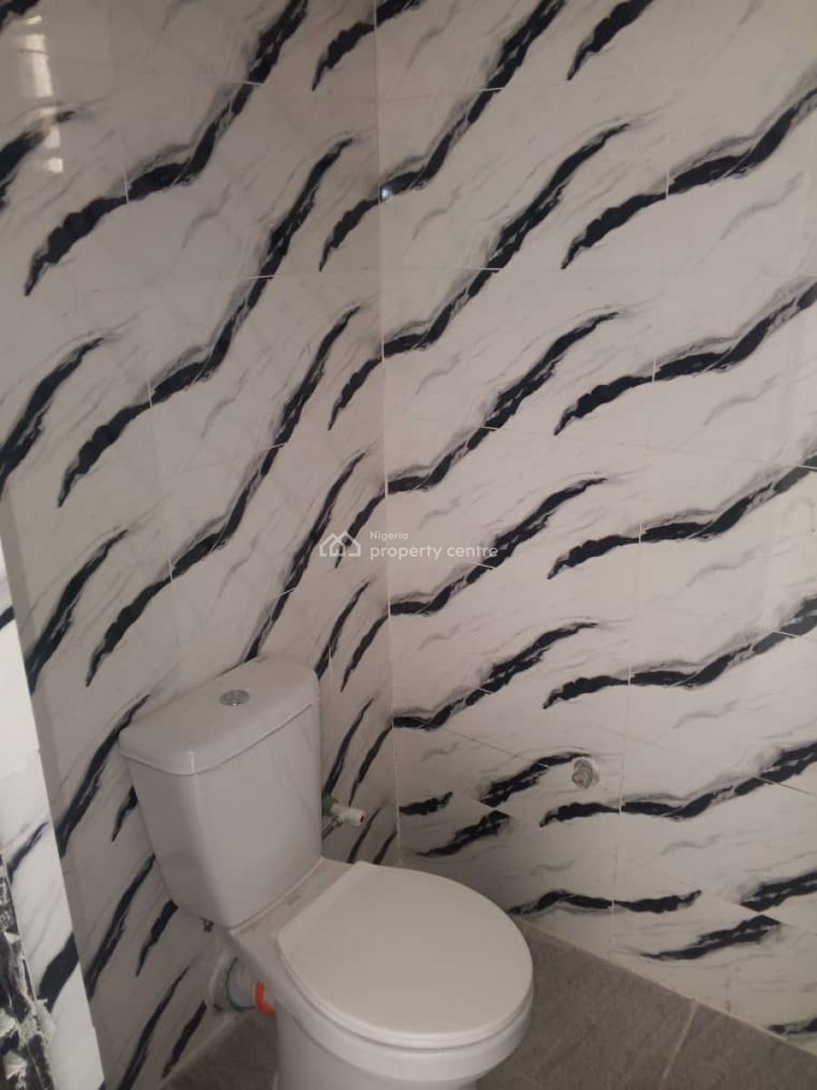 Standard 2 Bedroom Apartment, Thomas Estate Ajah, Ajah, Lagos, Flat / Apartment for Rent