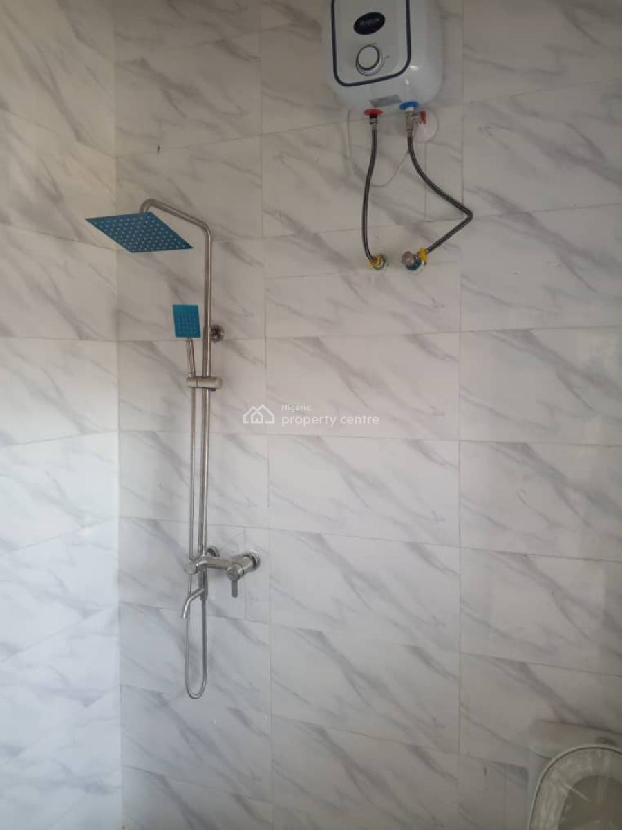 Standard 2 Bedroom Apartment, Thomas Estate Ajah, Ajah, Lagos, Flat / Apartment for Rent