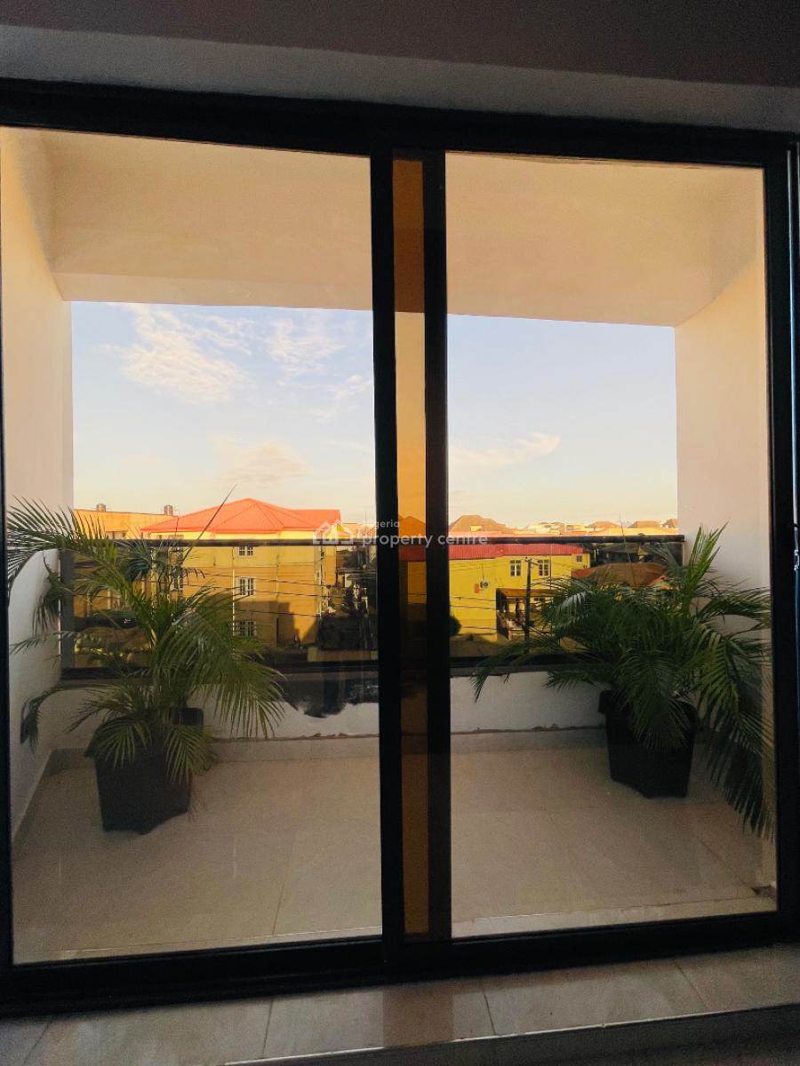 Screaming Luxury 6 Bedroom Fully Detached Duplex Plus Bq, Exclusively Built Smart Home with Bq and Terrace in a Secured Estate, Gra Phase 2, Magodo, Lagos, Detached Duplex for Sale