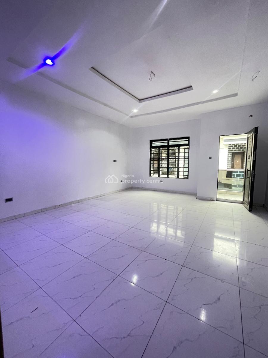 Big Masters Bedroom with Kitchen Well Luxury, Orchid Road, Lekki, Lagos, Flat / Apartment for Rent